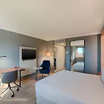 Hotel Nh 4*