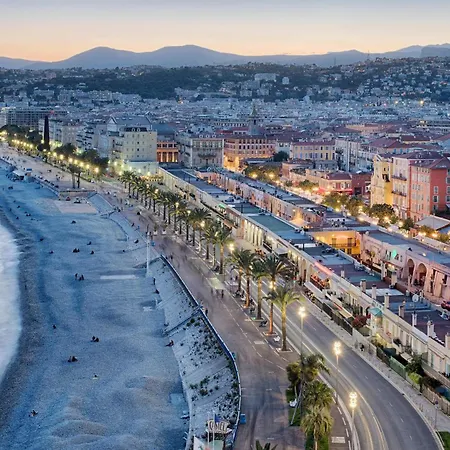 إن إتش فندق نيس