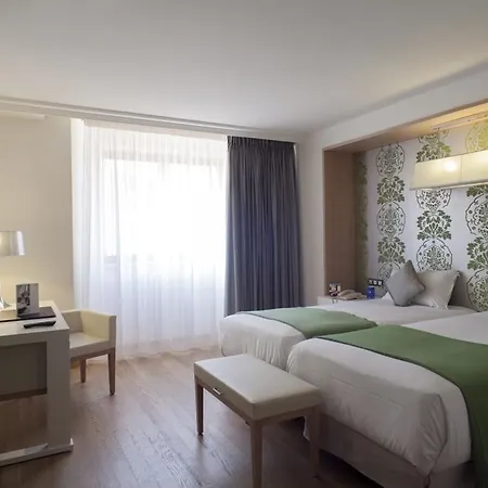 إن إتش 4* نيس